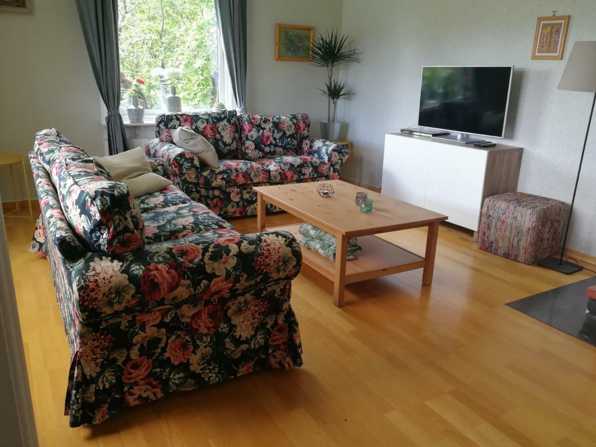 Skulebergets Frestelse Docksta Esterno foto